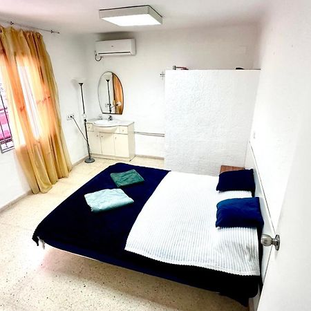 Las Habitaciones De Svetlana Аликанте Экстерьер фото