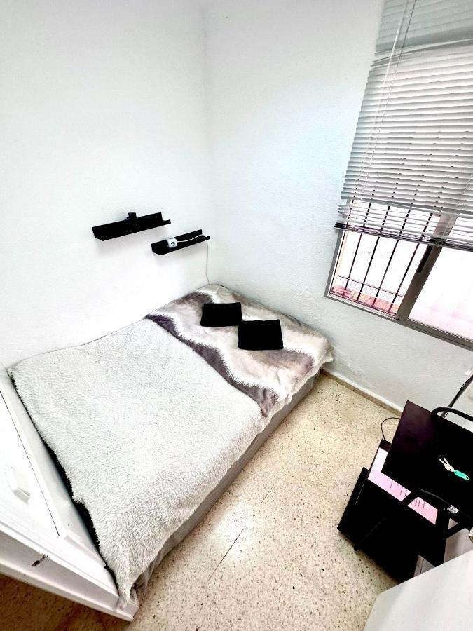 Las Habitaciones De Svetlana Аликанте Экстерьер фото